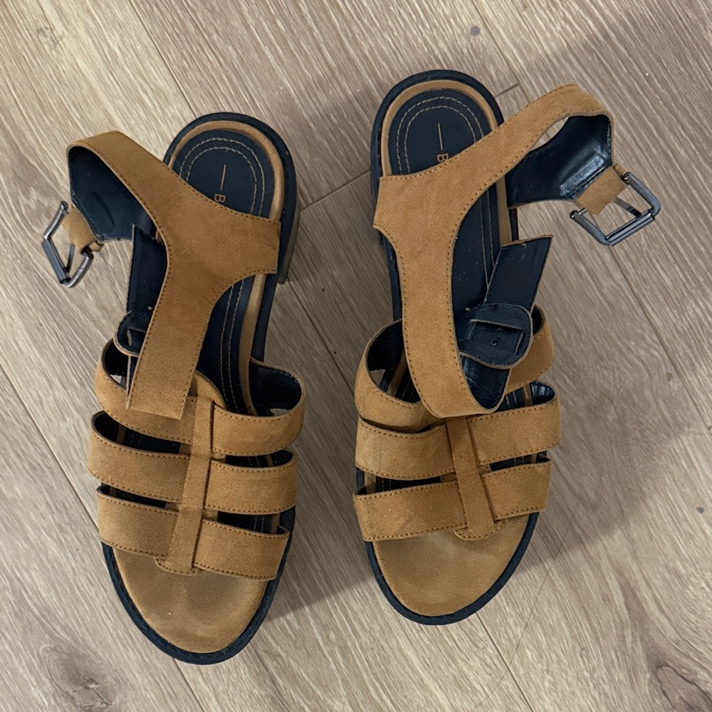 Bershka Tan Strappy Sandals